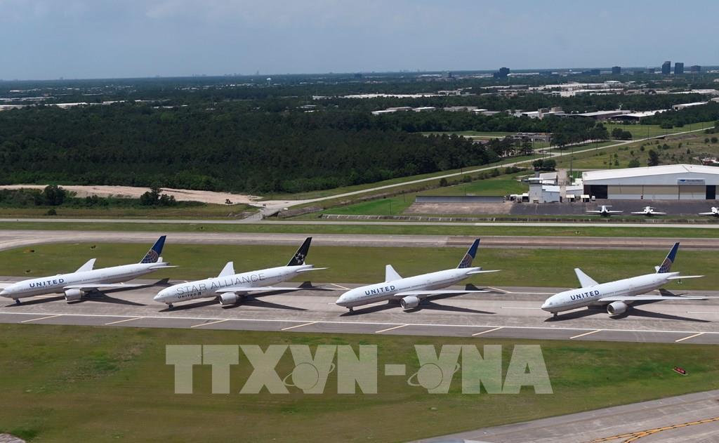 Khách đi lại tăng kỷ lục, ngành hàng không Mỹ nỗ lực vượt khó